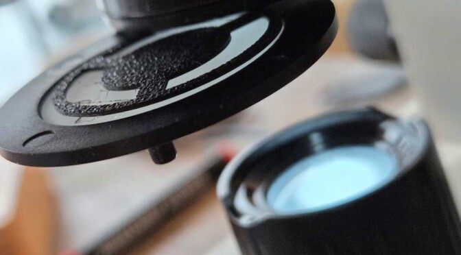 Dark-field filter for low-cost microscopes