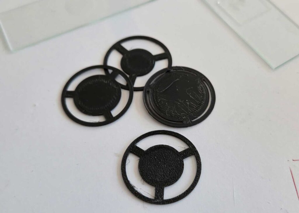 3D printed dark-field filters.